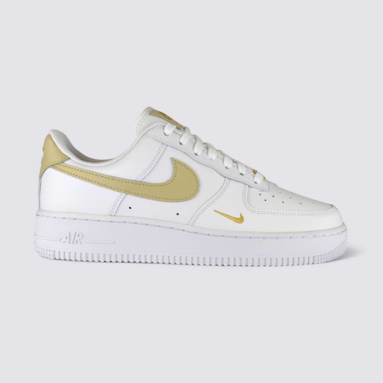 Nike Air Force 1 07 ESS CZ0270-105