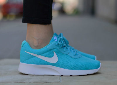Nike Tanjun BR 833677-410 Nike Tanjun BR 833677-410