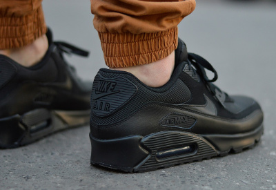 Nike Air Max 90 Essential 537384-090 Nike Air Max 90 Essential 537384-090