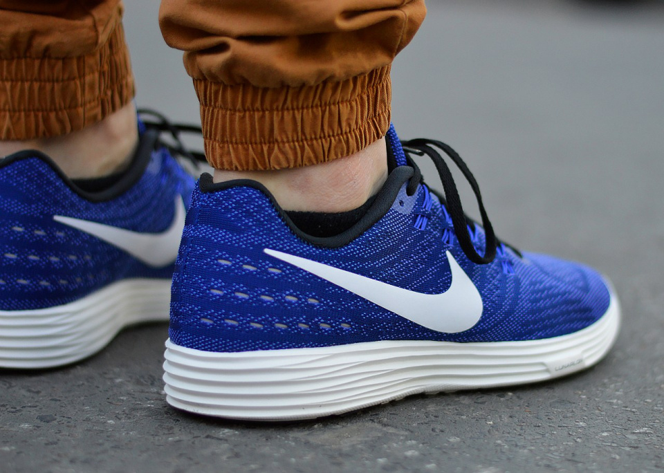 Nike Lunartempo 2 818097-410 Nike Lunartempo 2 818097-410