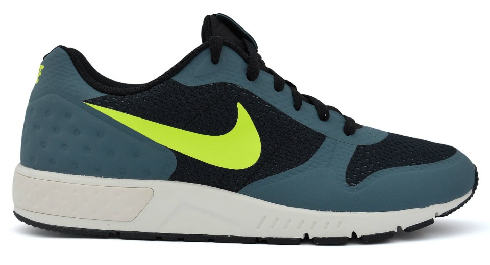 Nike Nightgazer LW SE 902818-002 Nike Nightgazer LW SE 902818-002