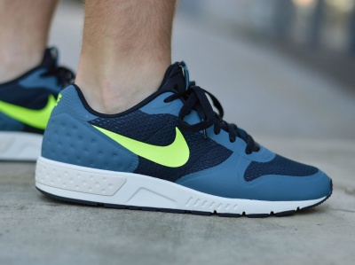 Nike Nightgazer LW SE 902818-002 Nike Nightgazer LW SE 902818-002