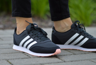 Adidas V Racer 2.0 DB0432 Adidas V Racer 2.0 DB0432