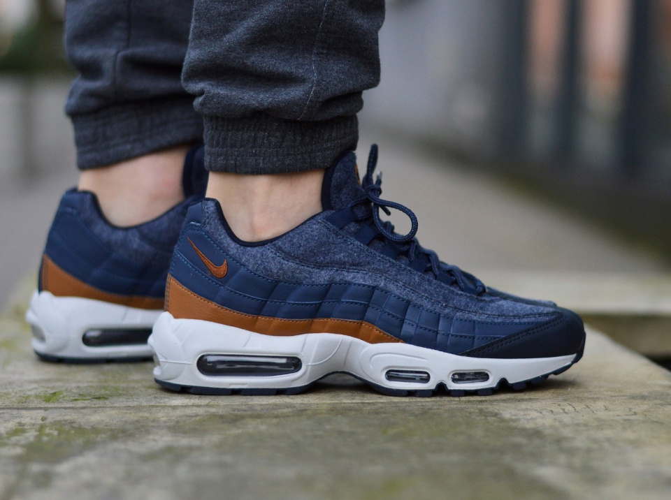 Nike Air Max 95 Premium 538416-403 Nike Air Max 95 Premium 538416-403