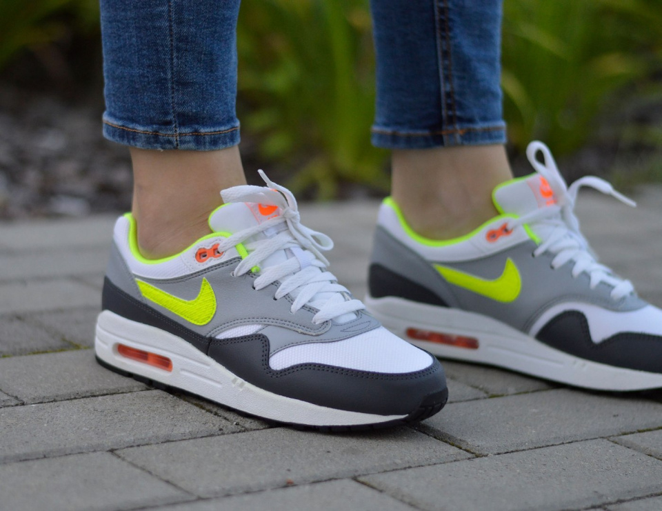Nike Air Max 1 GS 555766-115 Nike Air Max 1 GS 555766-115