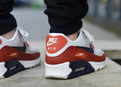 Nike Air Max 90 Essential AJ1285-600 Nike Air Max 90 Essential AJ1285-600