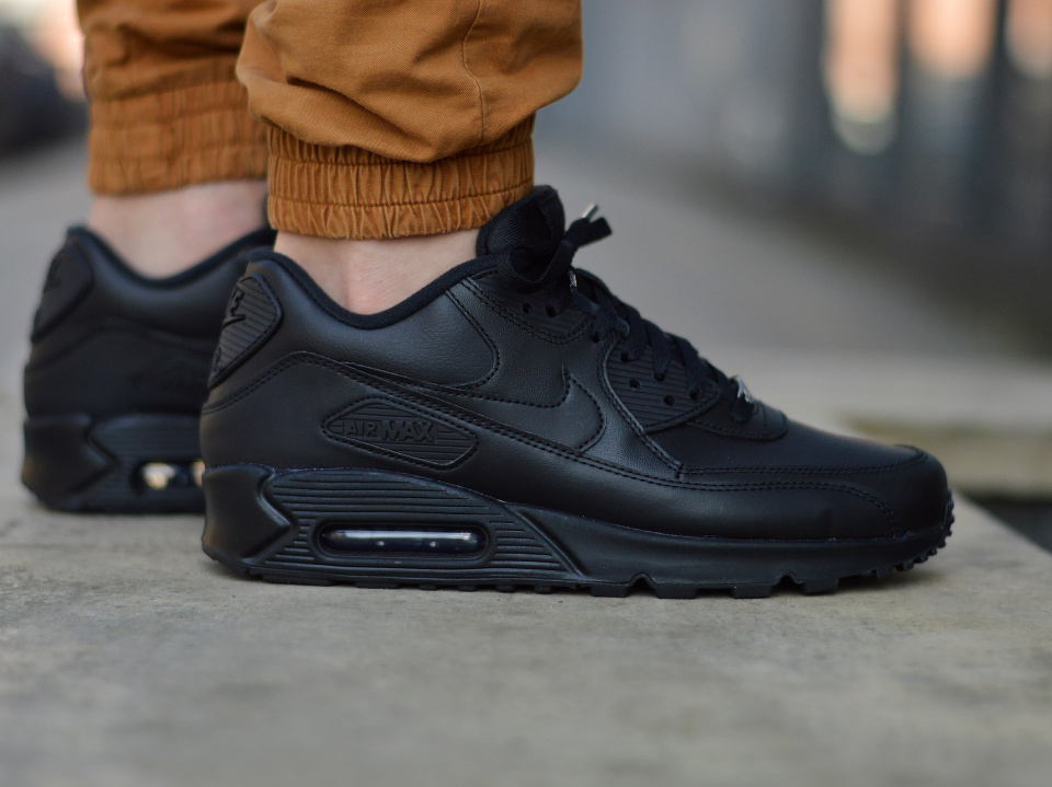 Nike Air Max 90 Leather 302519-001 Nike Air Max 90 Leather 302519-001