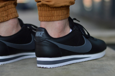 Nike Classic Cortez Leather 749571-011 Nike Classic Cortez Leather 749571-011