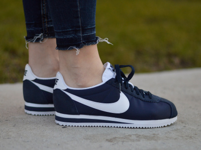 Nike Classic Cortez Nylon 749864-411 Nike Classic Cortez Nylon 749864-411