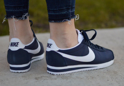 Nike Classic Cortez Nylon 749864-411 Nike Classic Cortez Nylon 749864-411