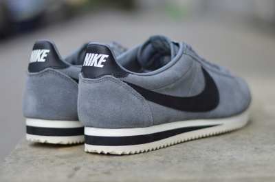 Nike Classic Cortez SE 902801-006 Nike Classic Cortez SE 902801-006