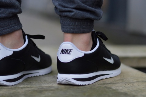 Nike Cortez Basic Jewel 833238-002 Nike Cortez Basic Jewel 833238-002