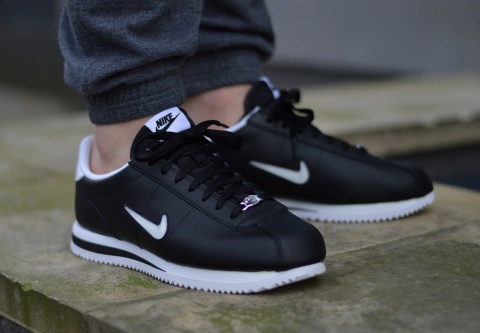 Nike Cortez Basic Jewel 833238-002 Nike Cortez Basic Jewel 833238-002