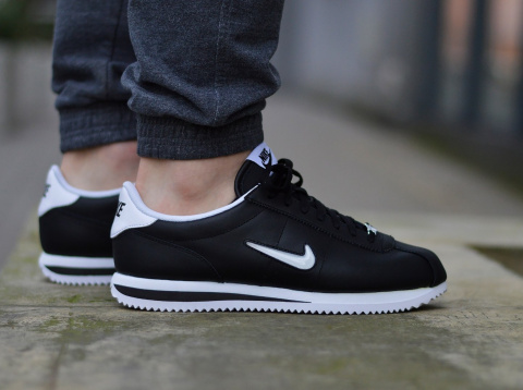 Nike Cortez Basic Jewel 833238-002 Nike Cortez Basic Jewel 833238-002
