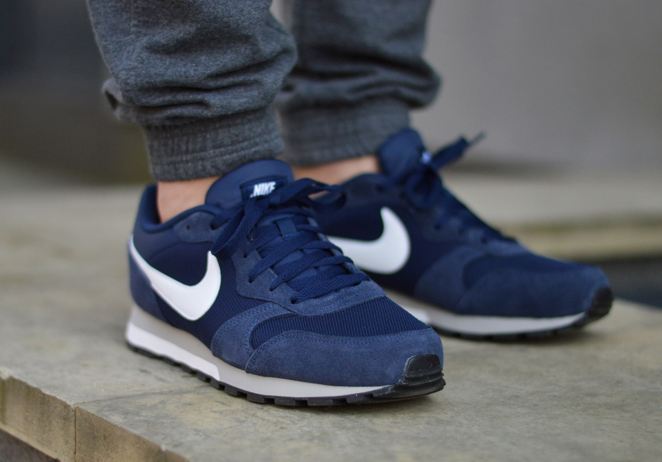 Nike MD Runner 2 749794-410 Nike MD Runner 2 749794-410