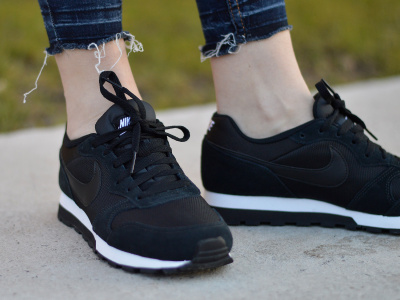 Nike MD Runner 2 749869-001 Nike MD Runner 2 749869-001