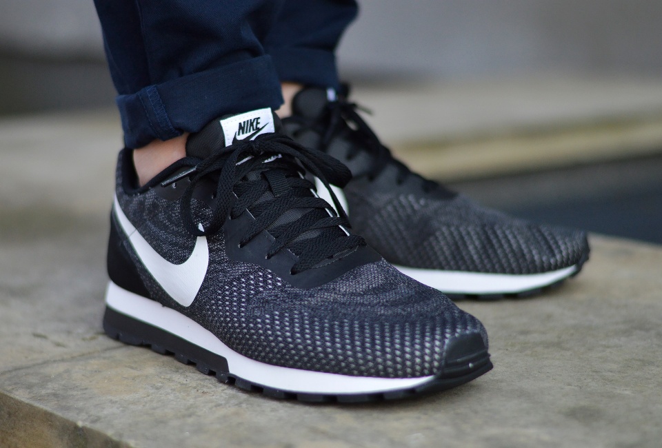 Nike MD Runner 2 Eng Mesh 916774-004 Nike MD Runner 2 Eng Mesh 916774-004