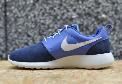 Nike Rosherun Premium 525234-401 Nike Rosherun Premium 525234-401