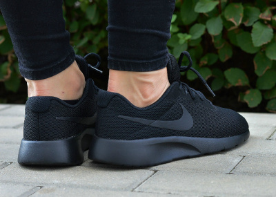 Nike Tanjun GS 818381-001 Nike Tanjun GS 818381-001