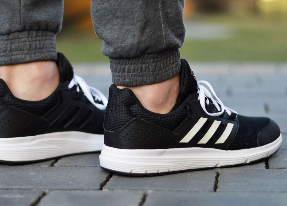 Adidas Galaxy 4 EE8024 Adidas Galaxy 4 EE8024