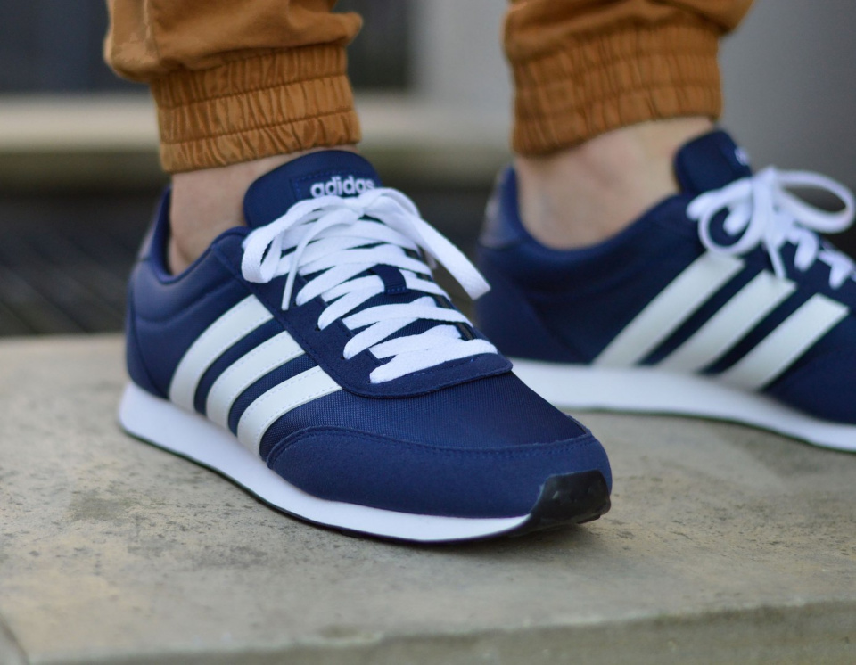 Adidas V Racer 2.0 B75795 Adidas V Racer 2.0 B75795