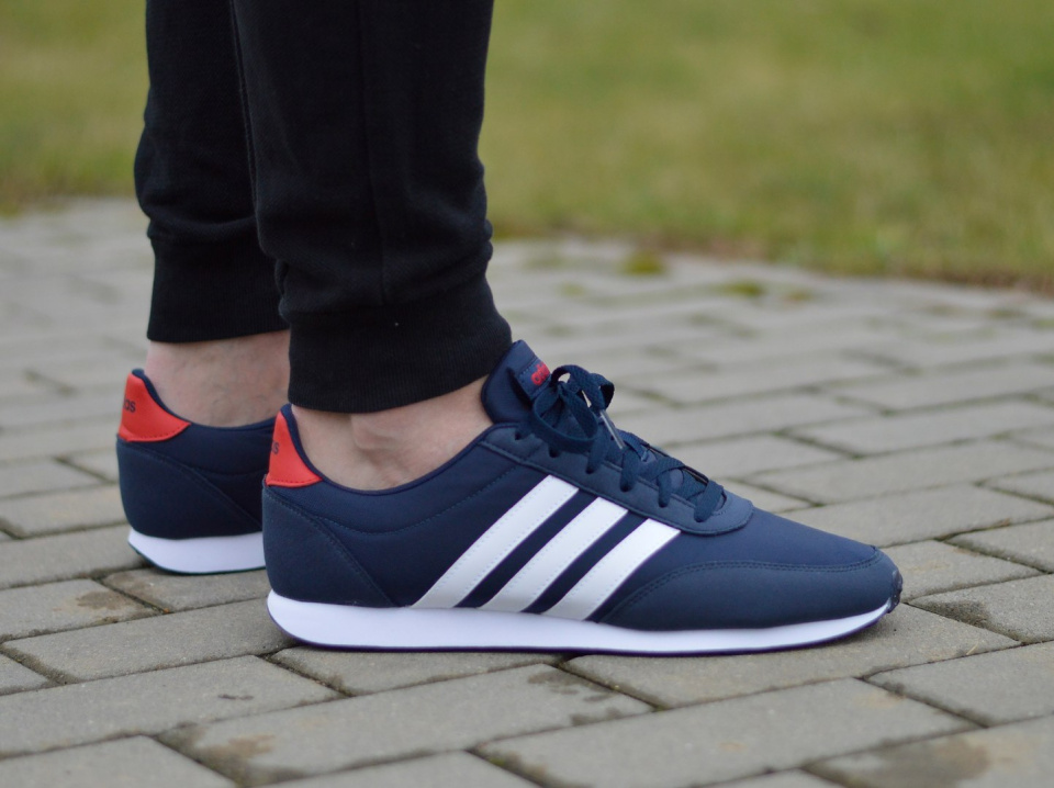 Adidas V Racer 2.0 CG5706 Adidas V Racer 2.0 CG5706