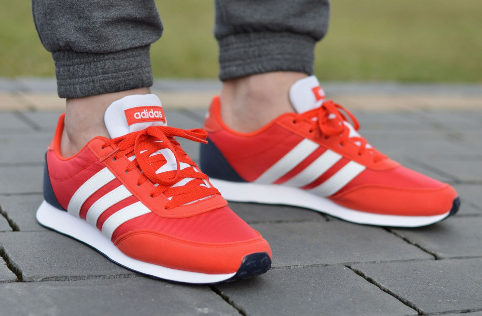 Adidas V Racer 2.0 DB0430 Adidas V Racer 2.0 DB0430