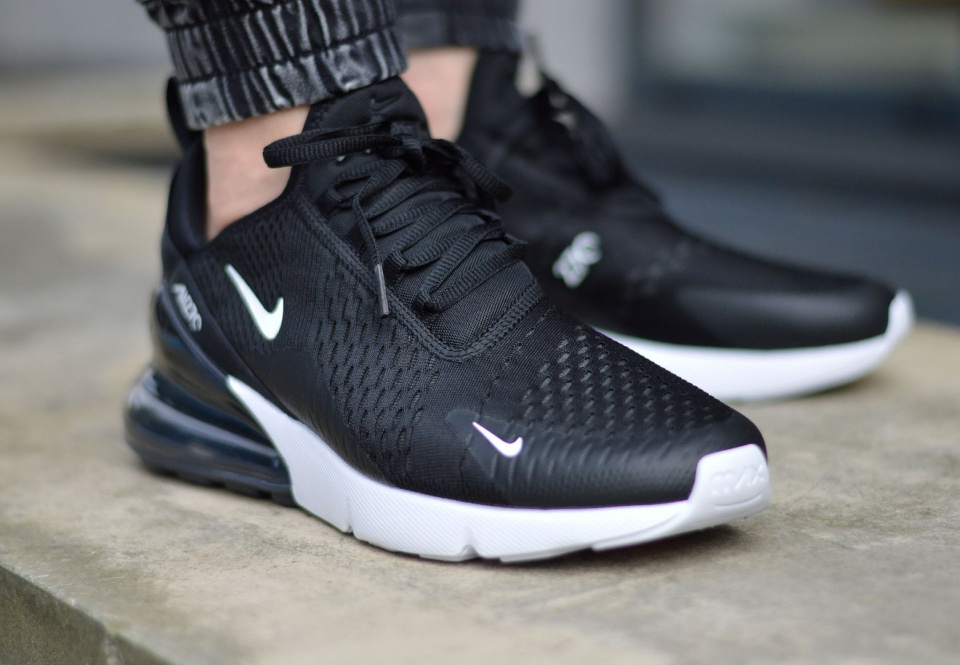 Nike Air Max 270 AH8050-002 Nike Air Max 270 AH8050-002
