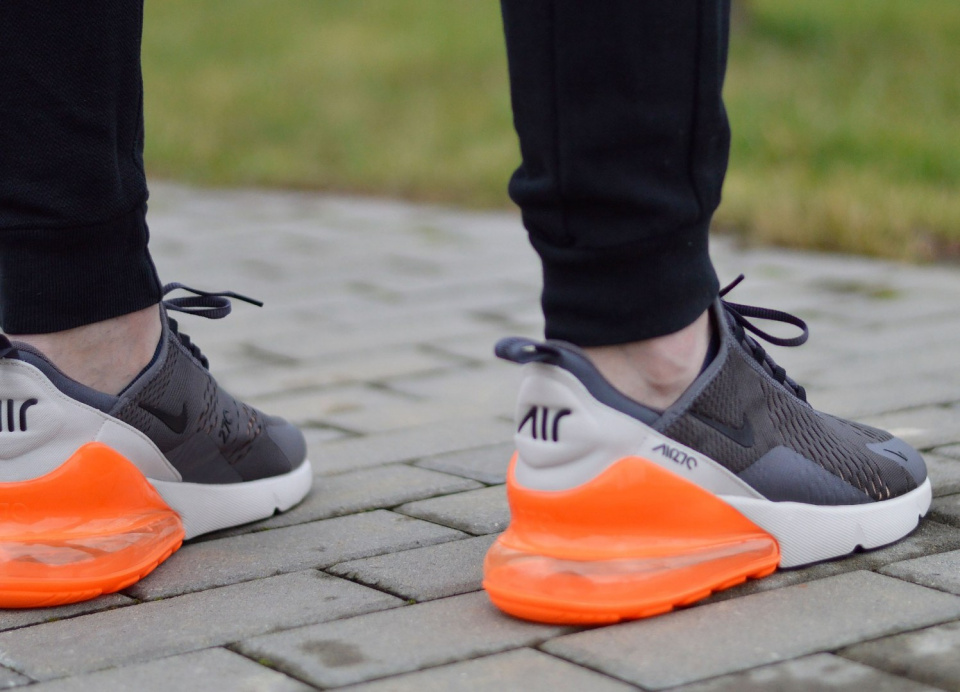 Nike Air Max 270 AH8050-024 Nike Air Max 270 AH8050-024