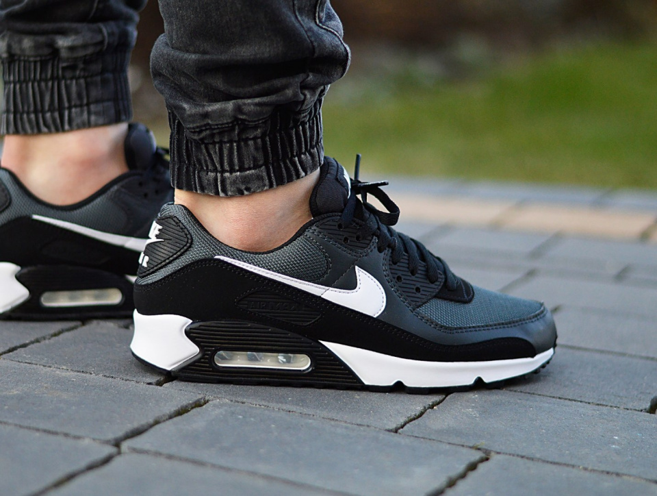 Nike Air Max 90 CN8490-002 Nike Air Max 90 CN8490-002