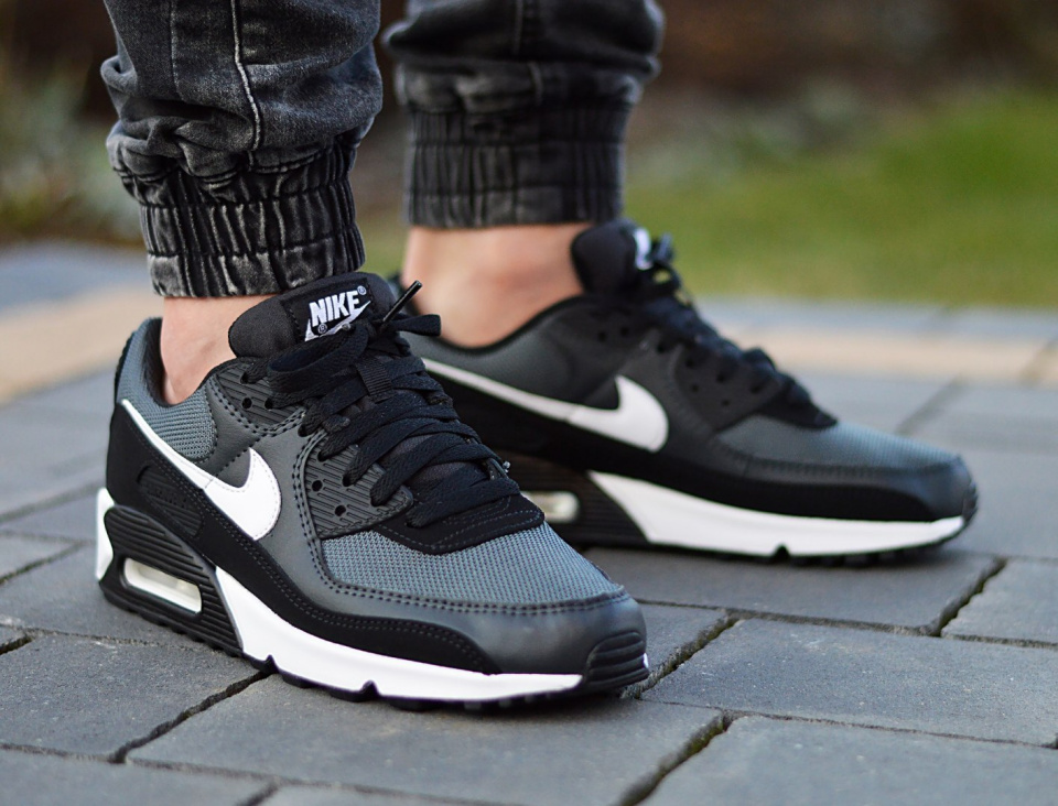 Nike Air Max 90 CN8490-002 Nike Air Max 90 CN8490-002