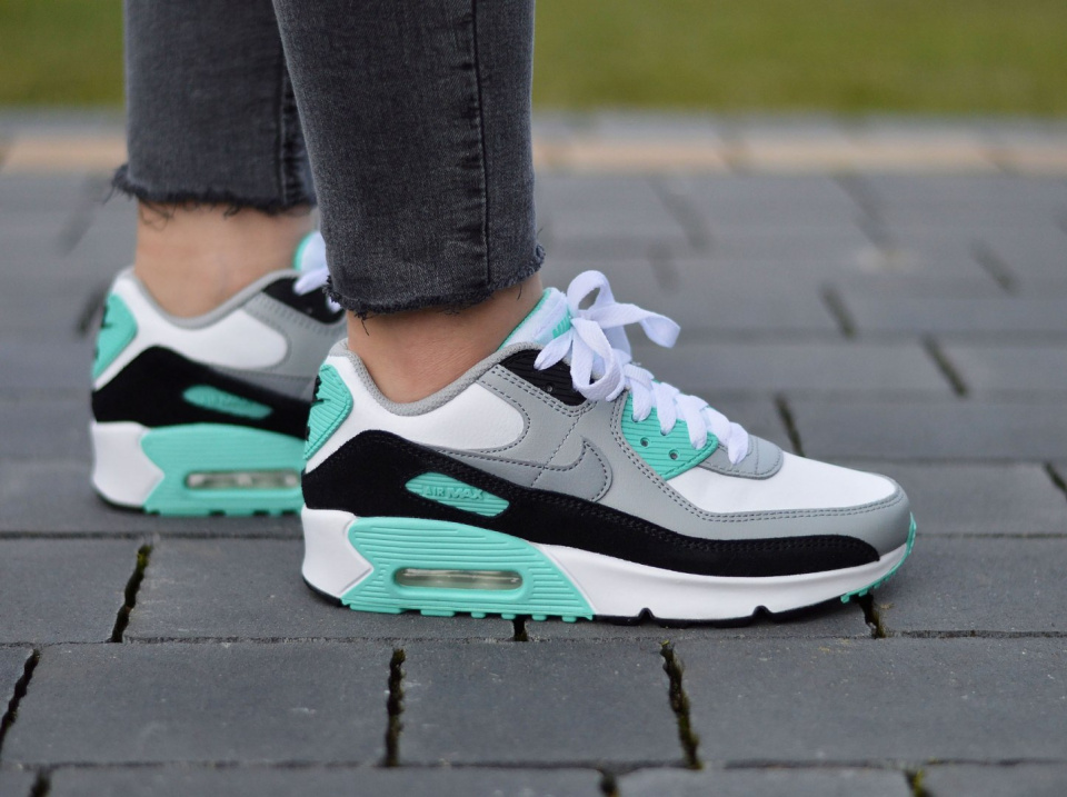 Nike Air Max 90 LTR GS CD6864-102 Nike Air Max 90 LTR GS CD6864-102
