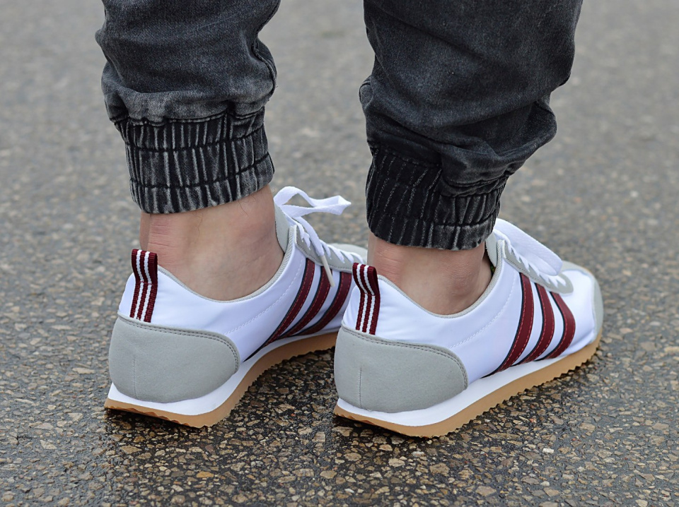 Adidas VS JOG FX0092 Adidas VS JOG FX0092