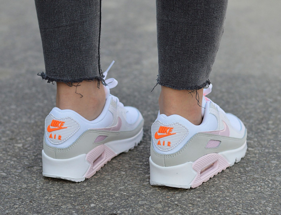 Nike Air Max 90 CZ0371-100 Nike Air Max 90 CZ0371-100