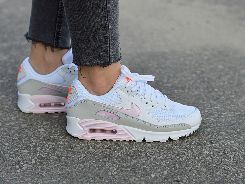 Nike Air Max 90 CZ0371-100 Nike Air Max 90 CZ0371-100