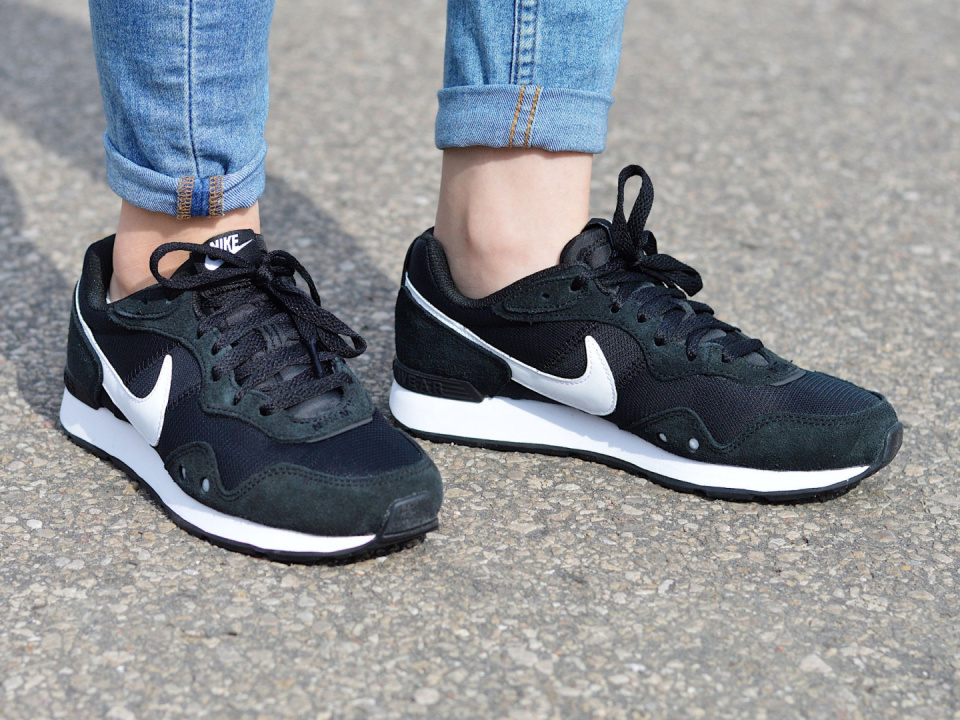 Nike Venture Runner CK2948-001 Nike Venture Runner CK2948-001