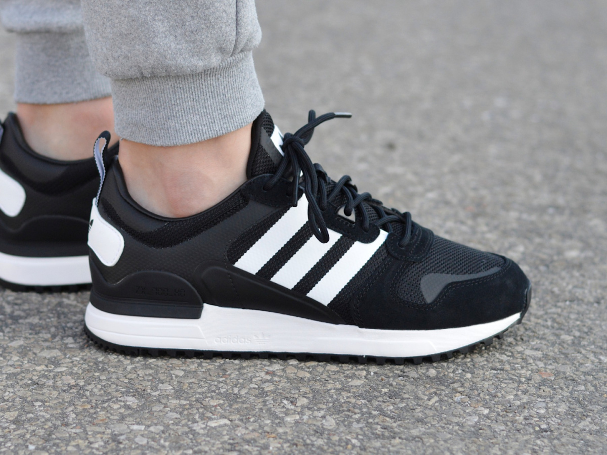 Adidas ZX 700 HD FX5812