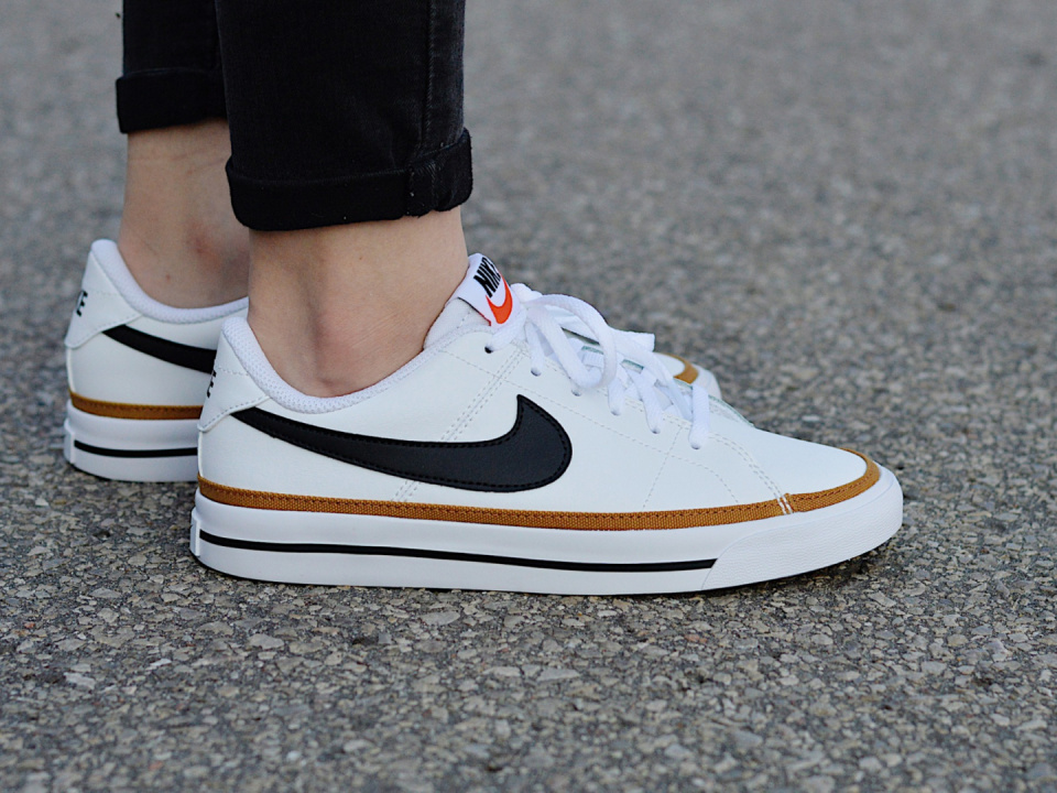 Nike Court Legacy GS DA5380-102 Nike Court Legacy GS DA5380-102