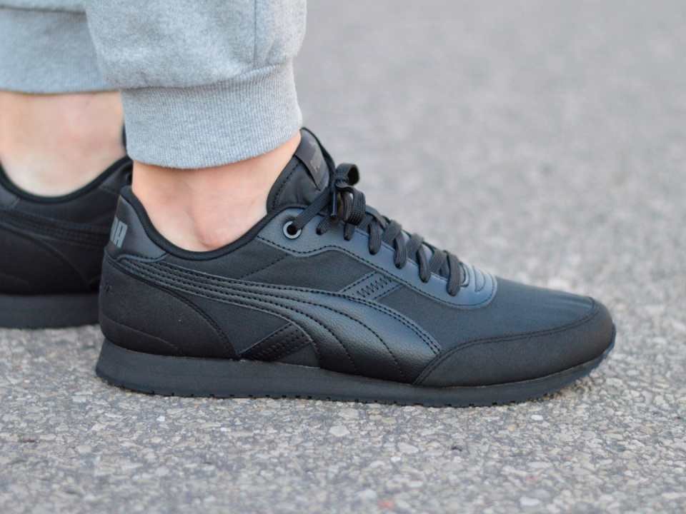 Puma ST Runner Essential 383055 01 Puma ST Runner Essential 383055 01