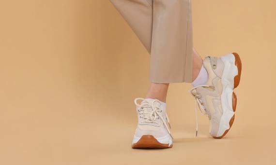 Buty adidas na platformie – modne i wygodne uzupełnienie miejskich stylizacji